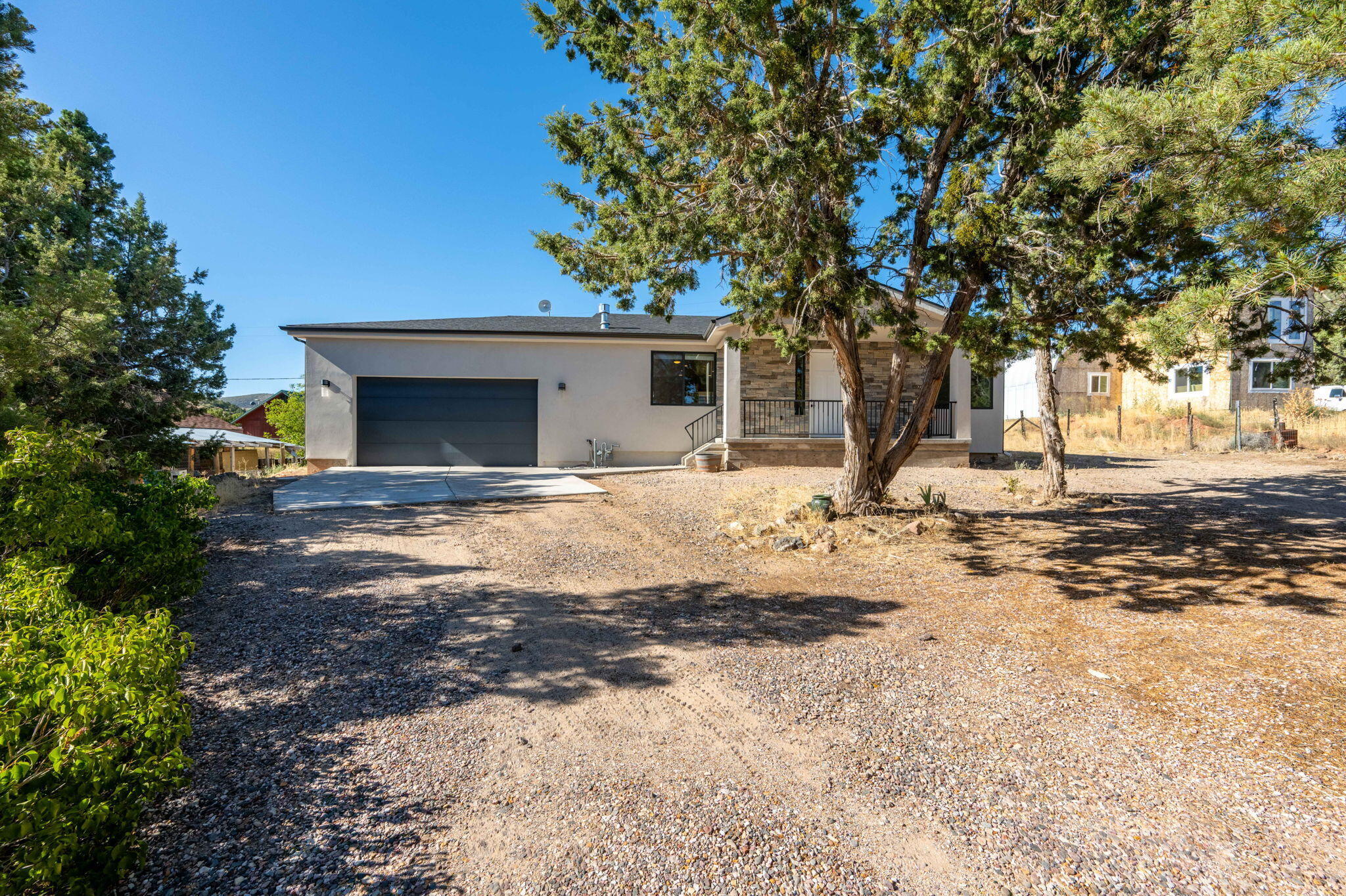 Property Photo: 187 E Christie Ln UT 84722