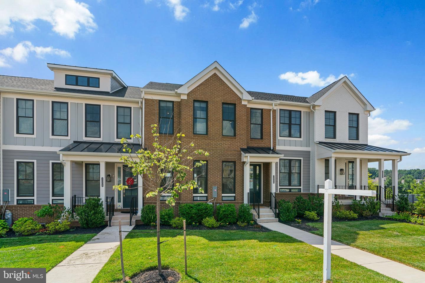 Property Photo: 3006 Mount Villa Parkway MD 21042