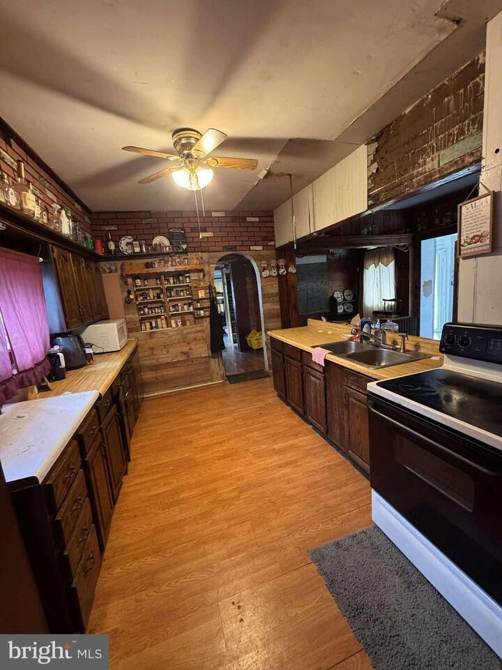 Property Photo:  14815 Railroad Street  MD 21542 