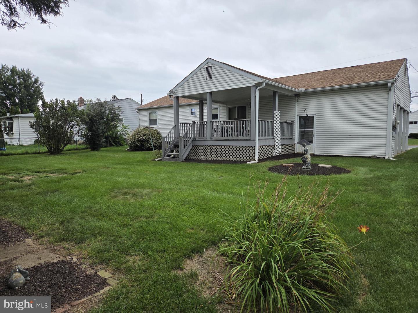 Property Photo:  77 Kensington Drive  PA 17011 
