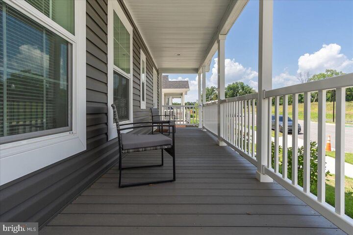 Property Photo:  1361 Connecticut Avenue  MD 21740 