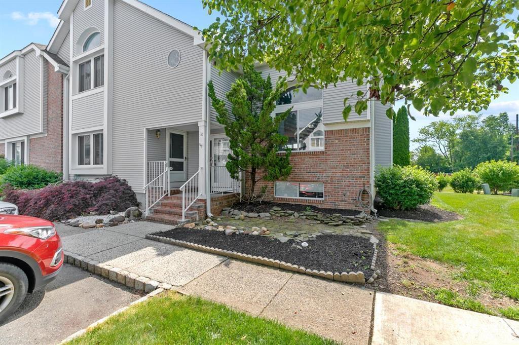 Property Photo: 10 Jamie Court NJ 08852