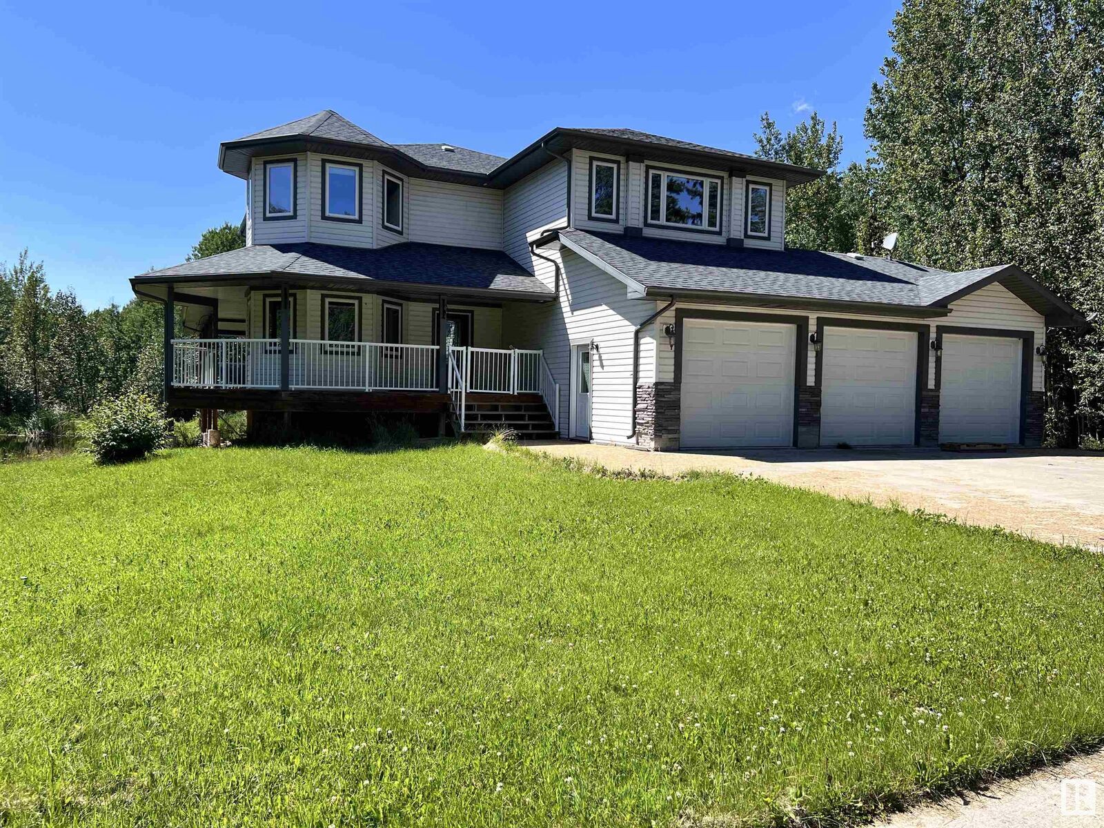 Property Photo: 8409 Twp Rd 493 AB T7A 2A3