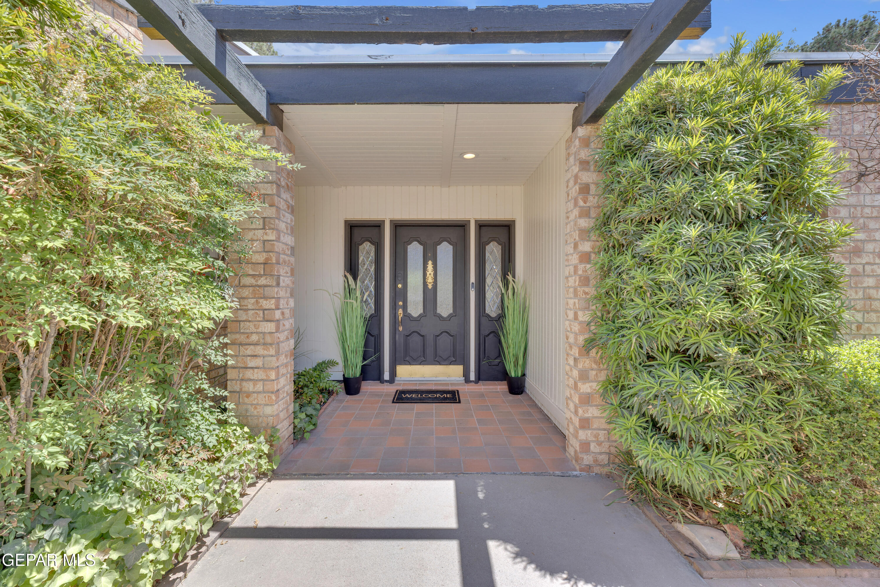 Property Photo:  724 Gary Lane  TX 79922 