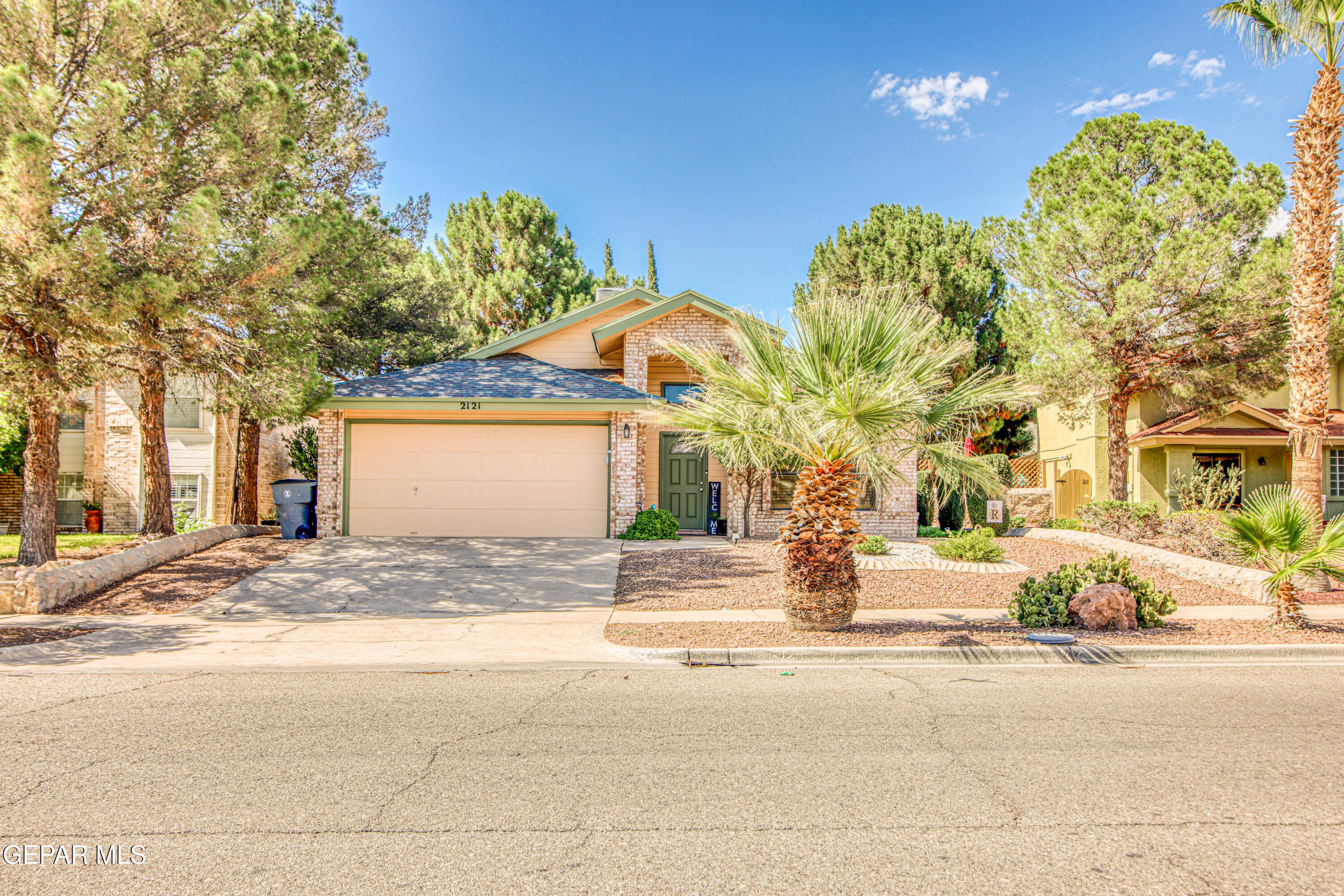Property Photo: 2121 E Glen Drive TX 79936