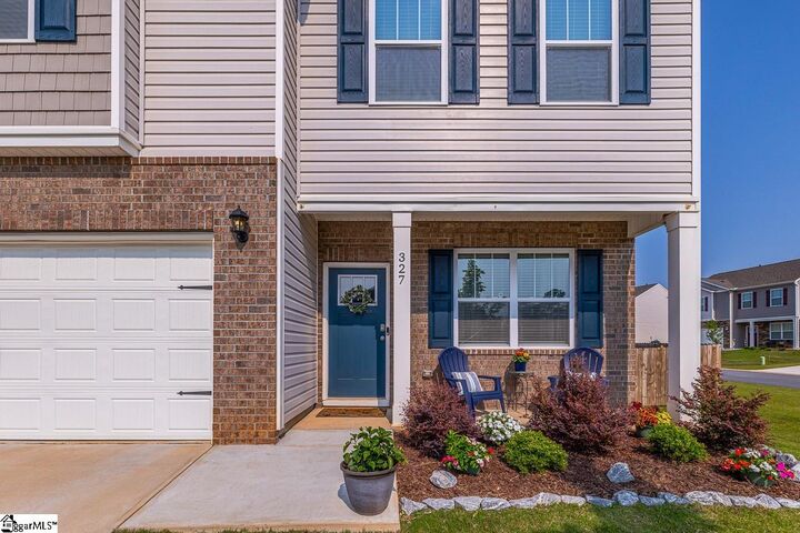 Property Photo: 327 Callerton Drive SC 29672