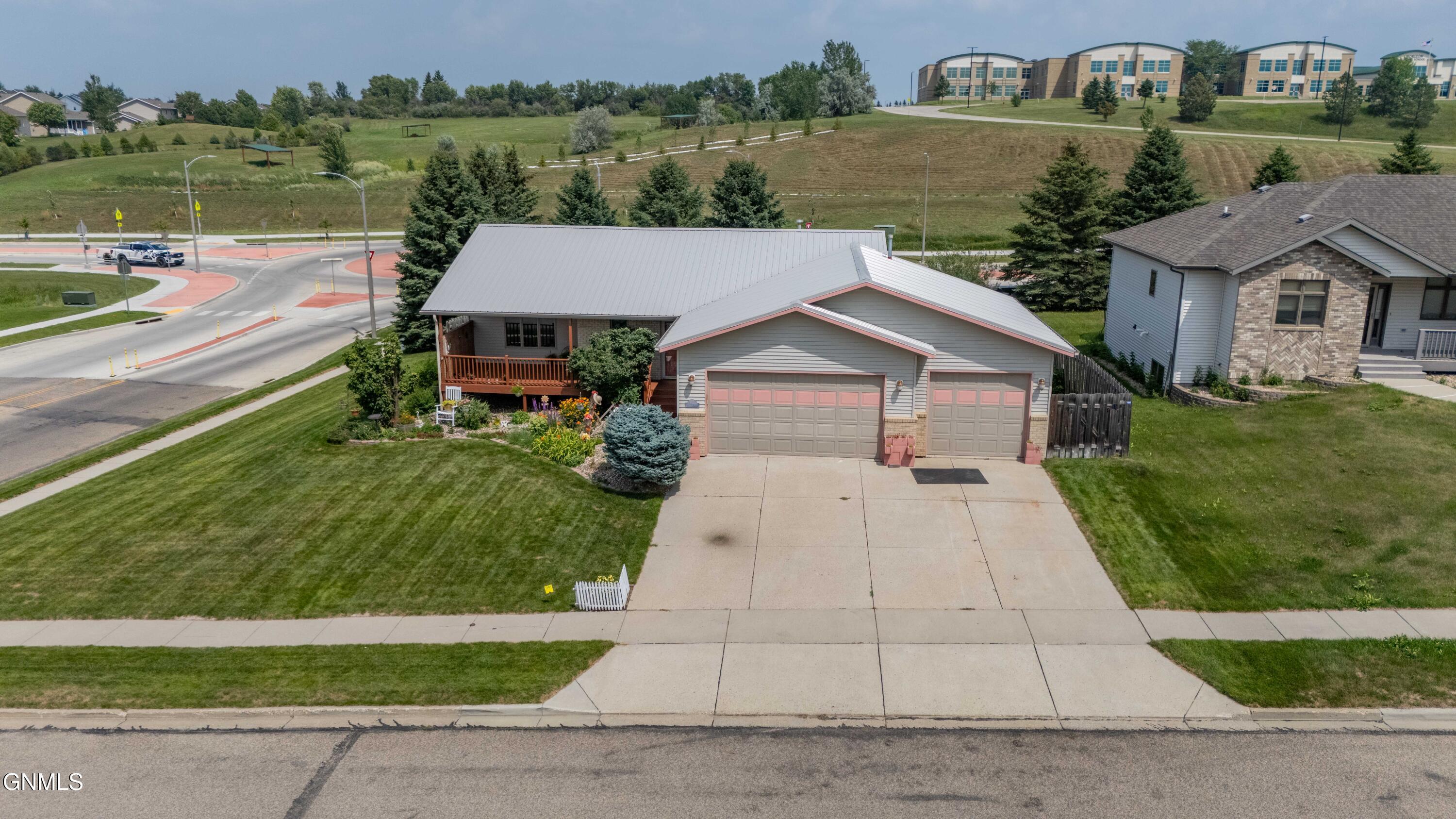 4432 Overland Road  Bismarck ND 58503 photo