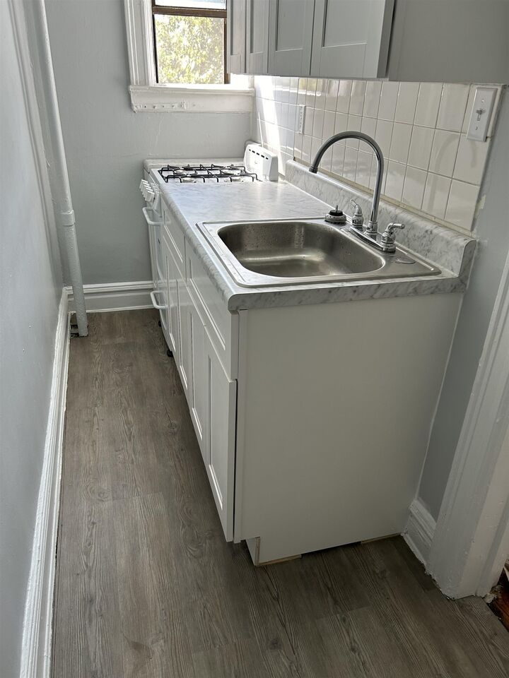 Photo de la propriété: 821 Bergen Ave D7 NJ 07306