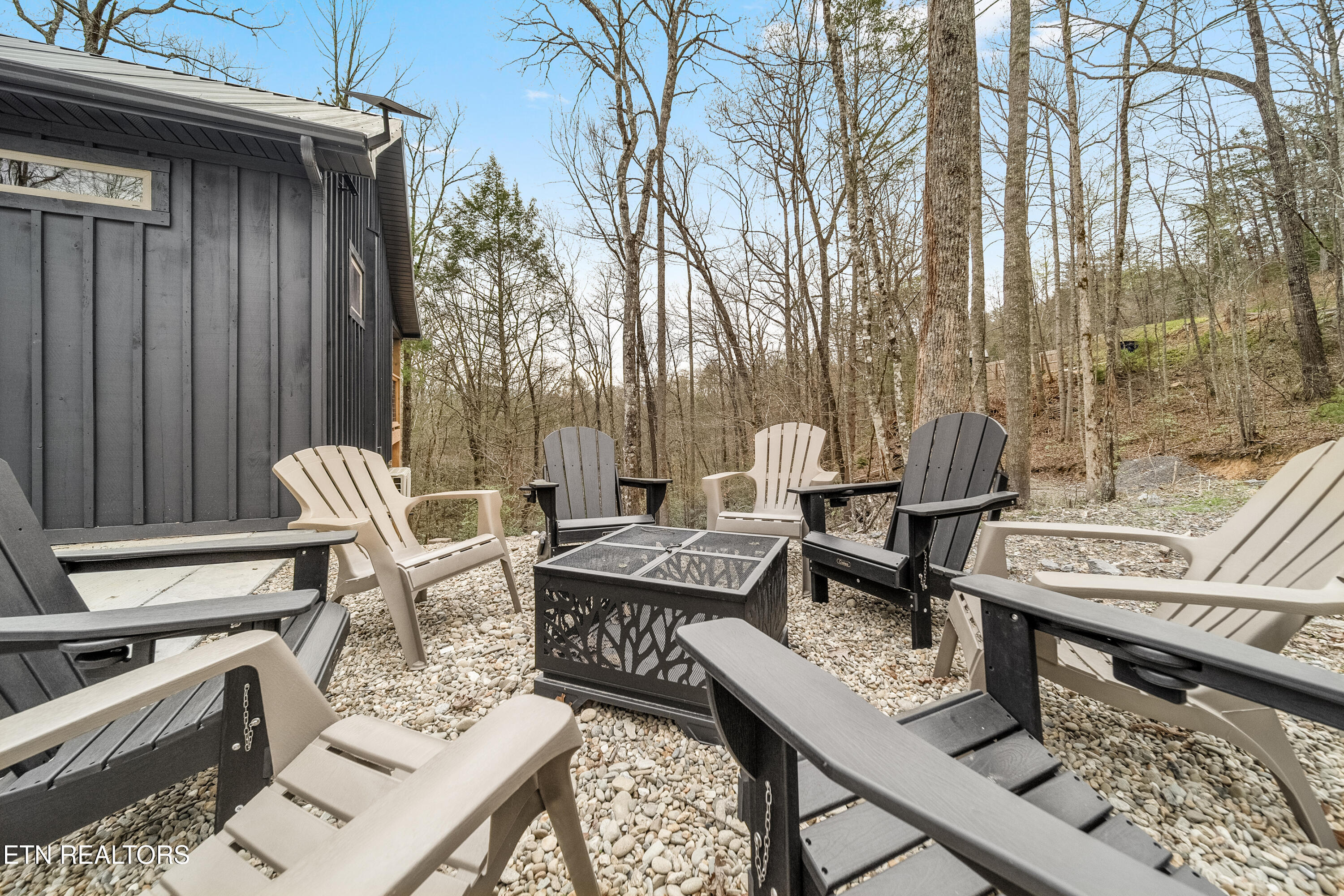 Property Photo: 1079 Shell Mountain Rd TN 37876