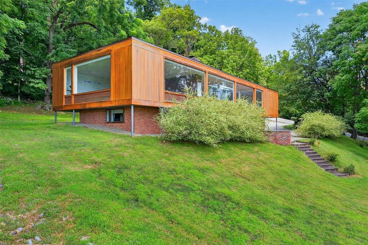 Property Photo: 624 River Road NY 12550
