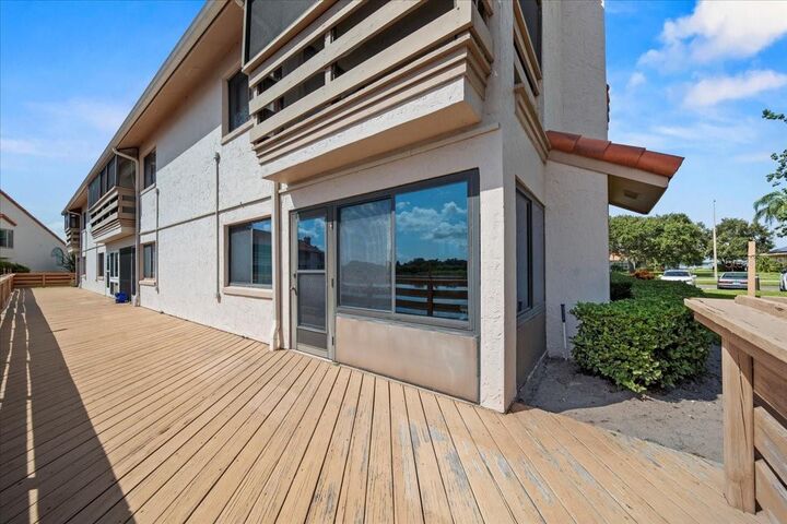 Property Photo:  1901 Garden Lake Drive 1901  FL 33884 