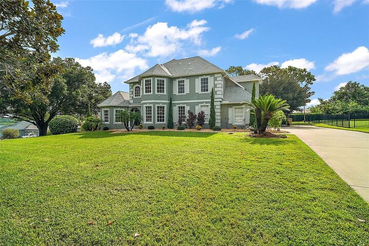 Property Photo: 14726 Gourd Neck Drive FL 34756