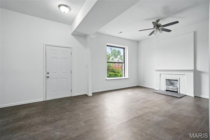 Property Photo:  919 Pendleton Avenue  MO 63108 
