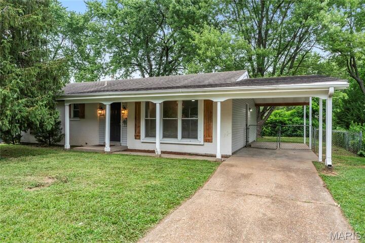 Property Photo:  1480 Burning Tree Drive  MO 63033 