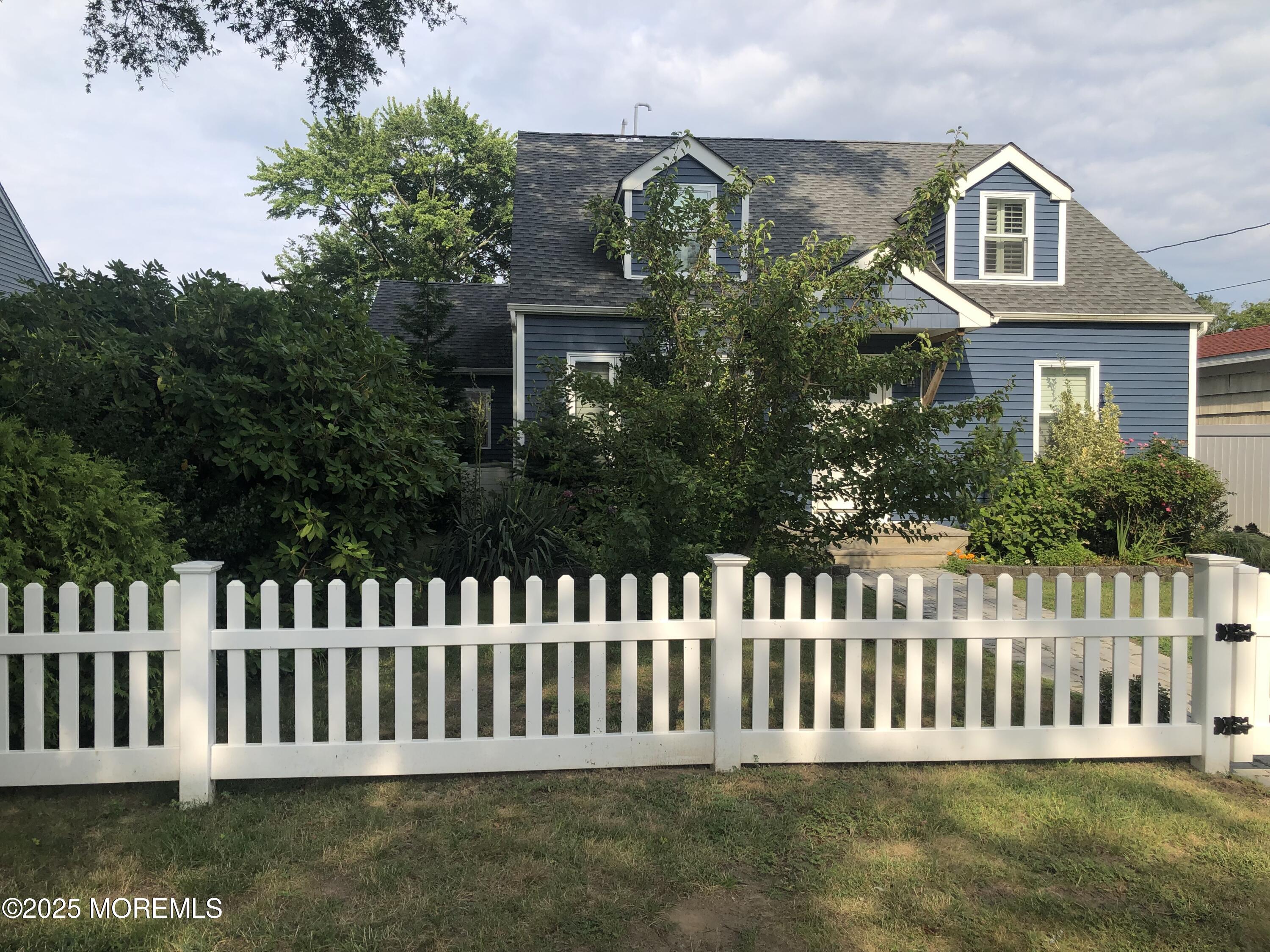 Property Photo:  2 Riverview Avenue  NJ 07740 