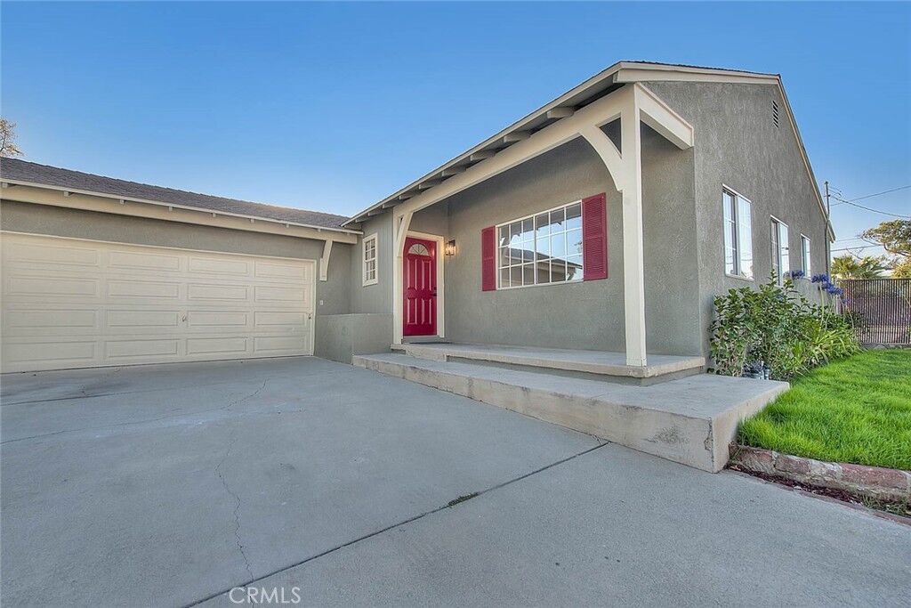 Property Photo:  1025 Bonnie Brae Street  CA 91767 