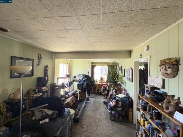 Property Photo: 218 Macdonald Ave CA 94014