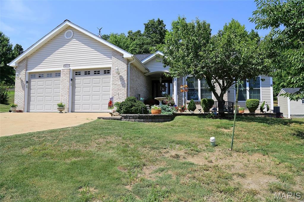 Property Photo: 6013 Kassel Court MO 63052