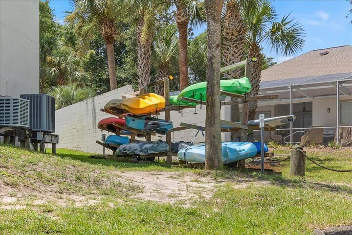Property Photo: 7285 Majestic Boulevard FL 32566