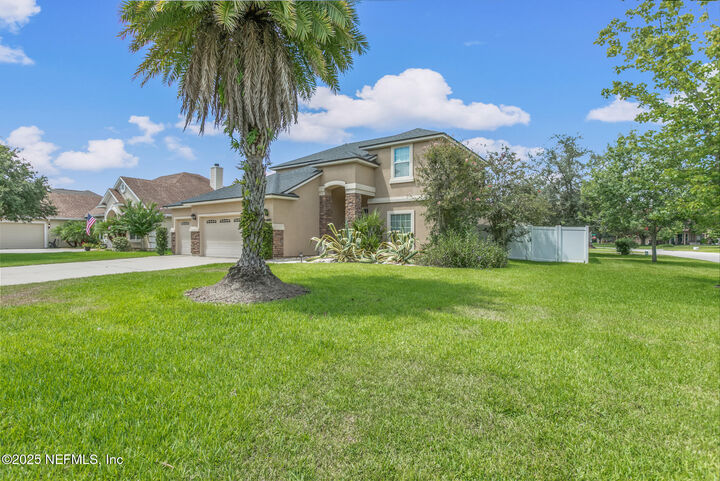 Property Photo:  2500 W Caparina Drive  FL 32092 
