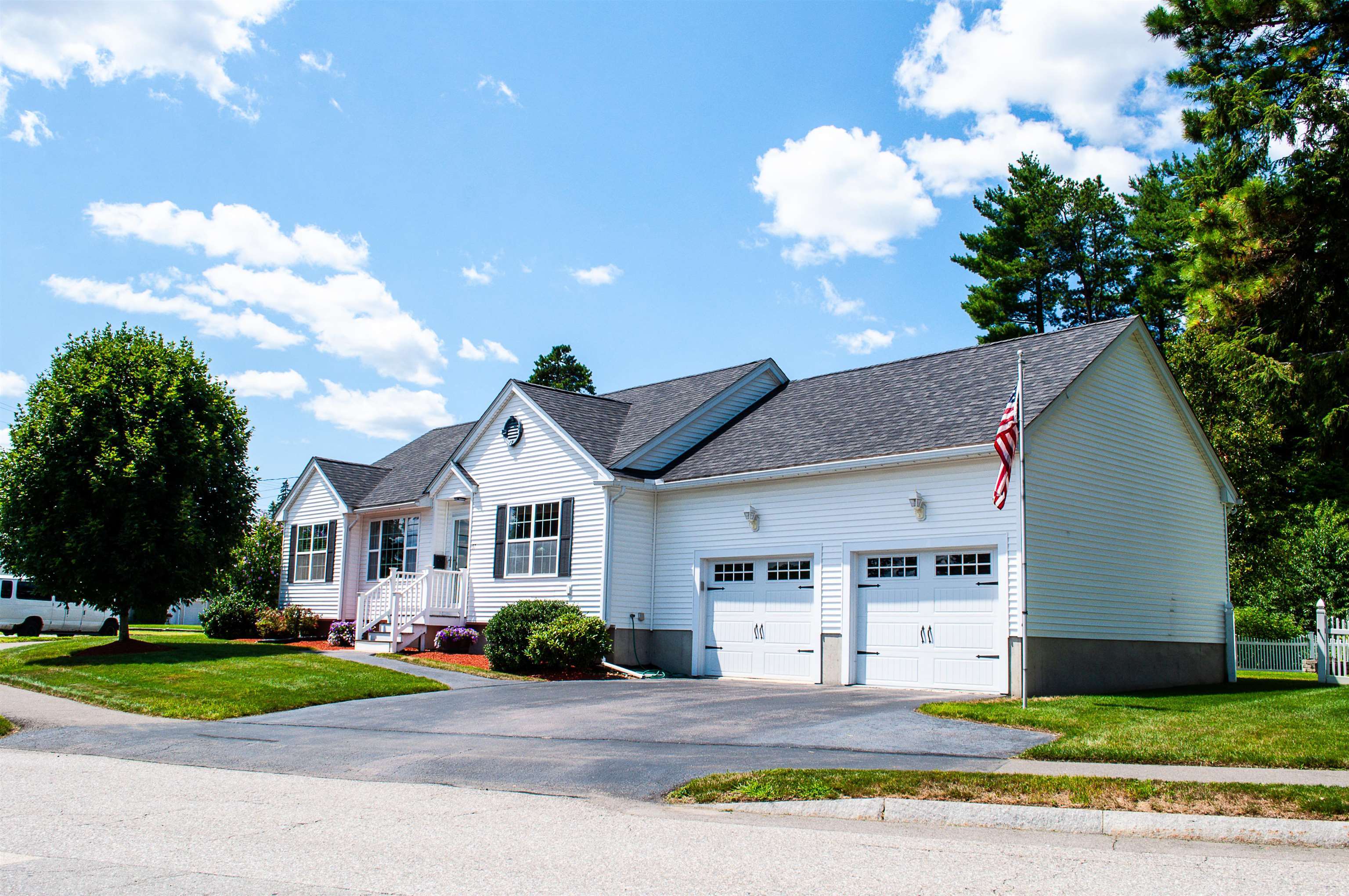 Property Photo:  57 Baldwin Street  NH 03064 