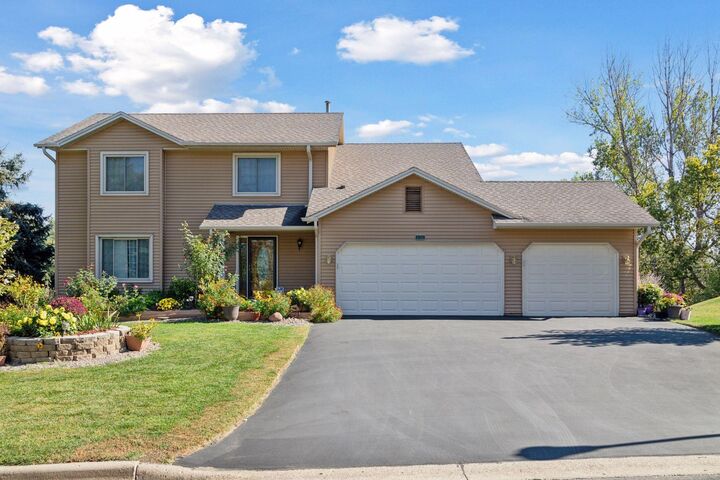 Property Photo: 4156 Hilltop Lane MN 55123