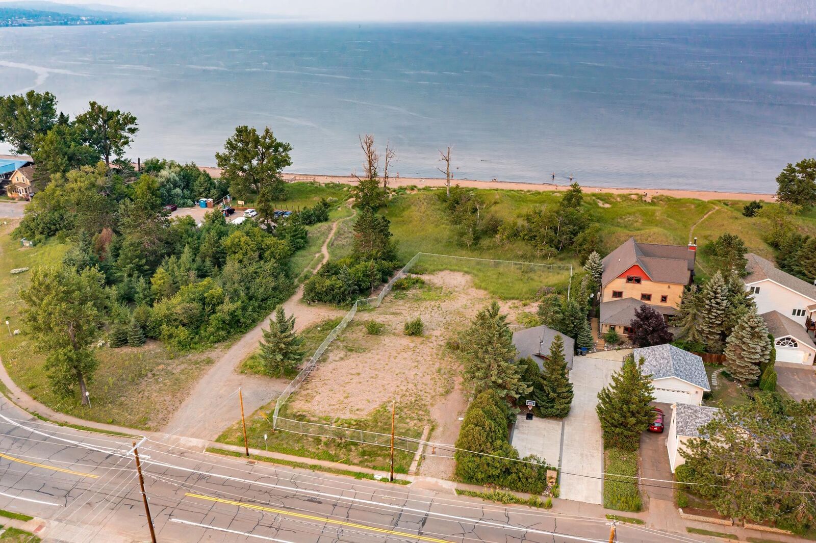 Property Photo:  1301 S Lake Avenue  MN 55802 