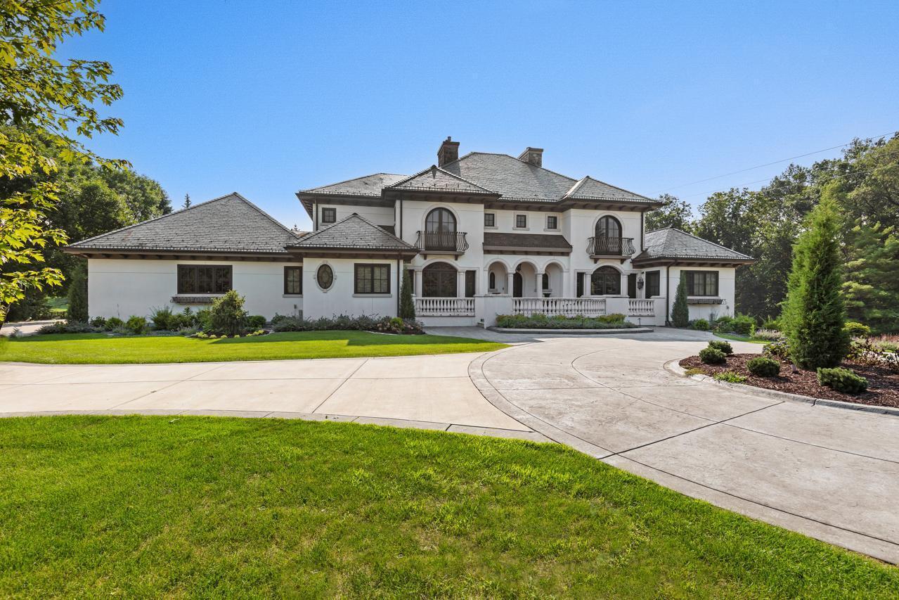 Property Photo: 1560 Hunter Drive MN 55391