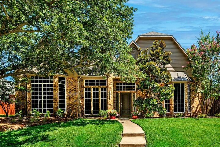 Property Photo: 10904 Amelina Lane TX 75035