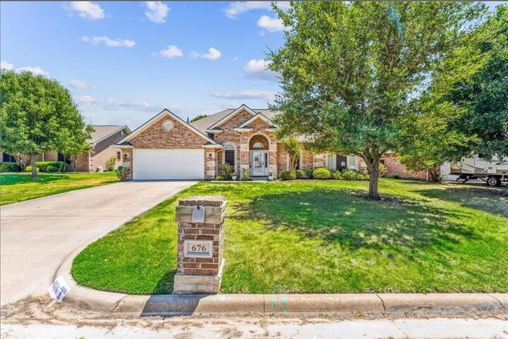 676 Bluebonnet Street  Stephenville TX 76401 photo
