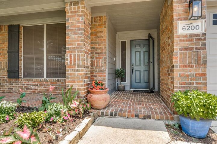 Property Photo:  6200 Branchwood Trail  TX 75028 