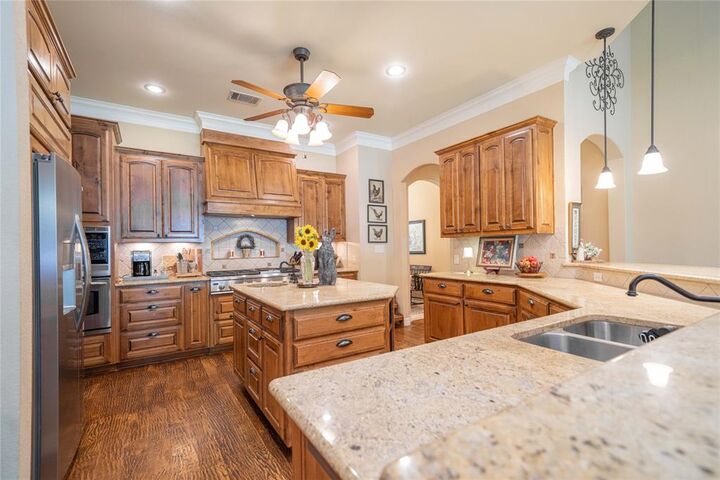 Property Photo:  285 Pr 5942  TX 75497 