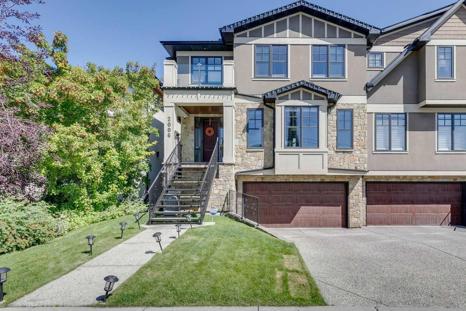 2006 38 Avenue SW  Calgary AB T2T 2K4 photo
