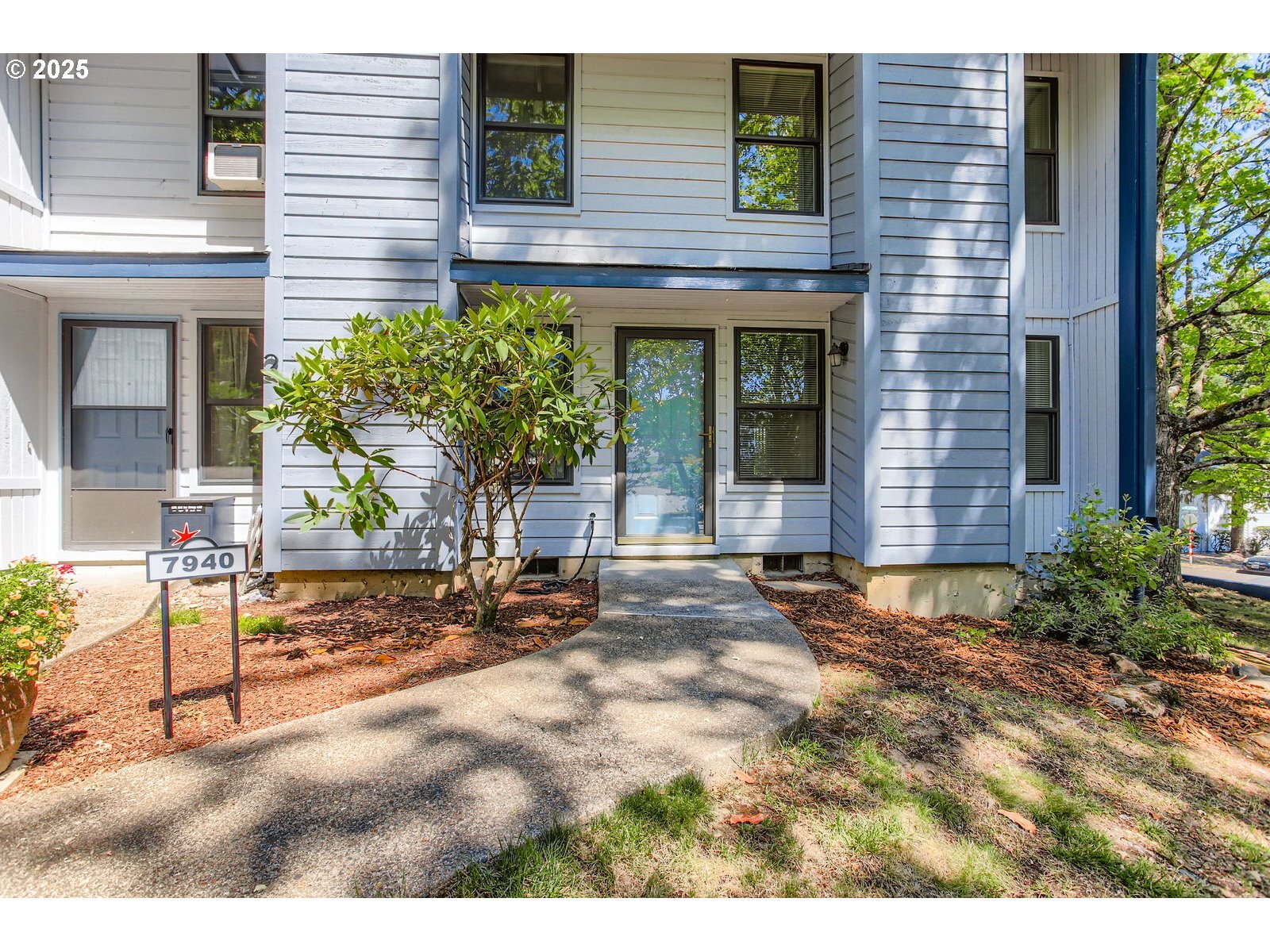 Property Photo: 7940 SW Fanno Creek Dr 3 OR 97224
