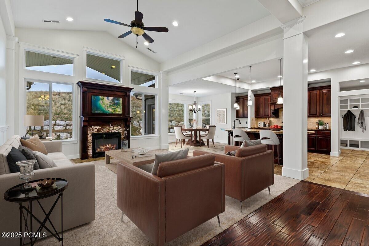 Property Photo:  3518 Sunrise Circle  UT 84050 