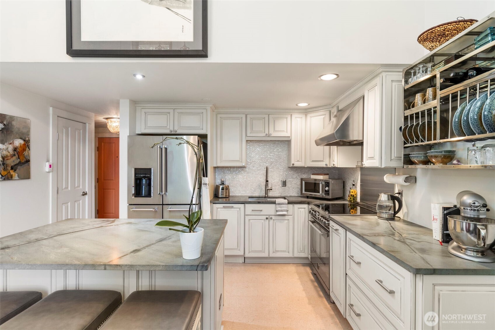 Property Photo: 842 Washington Street 203 WA 98368