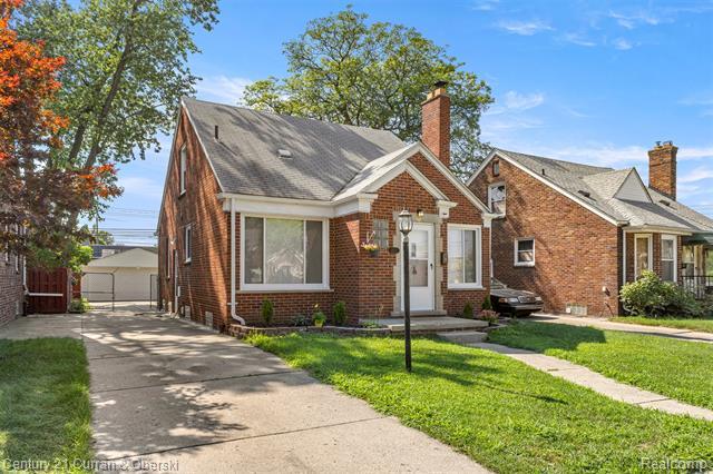 Property Photo: 2213 N Waverly Street MI 48128