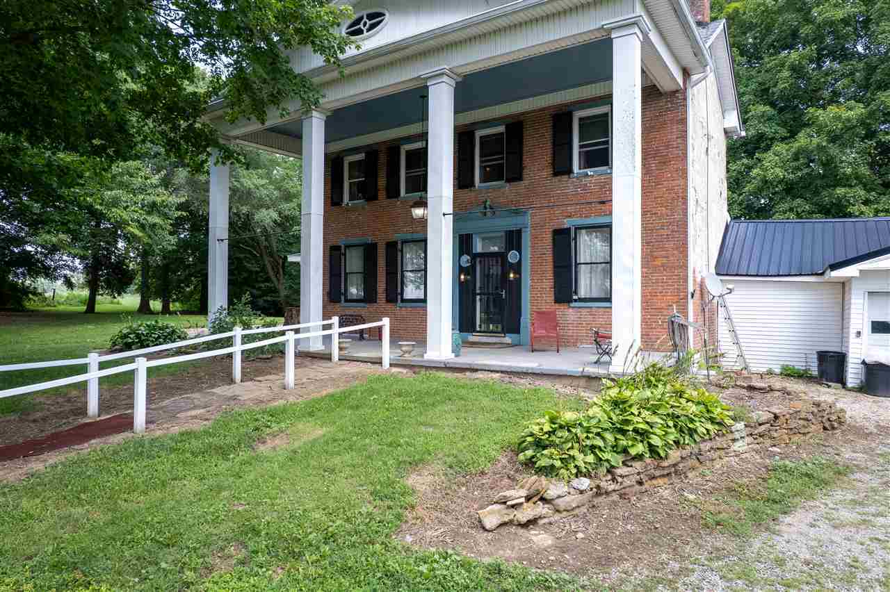 Property Photo:  303 E Farlow Road  IN 47374 