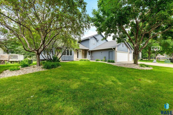 Property Photo: 3808 E Marson Dr SD 57103