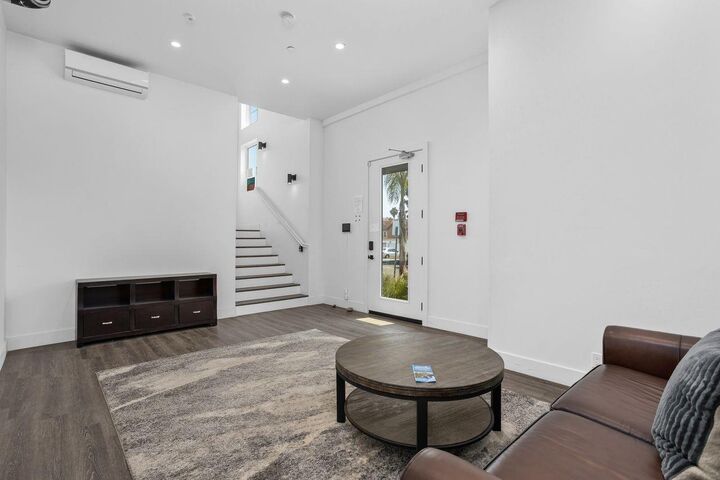 Property Photo:  508 North Tremont Street A  CA 92054 