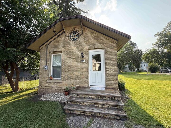 Property Photo: 117 North Main Street WI 53576