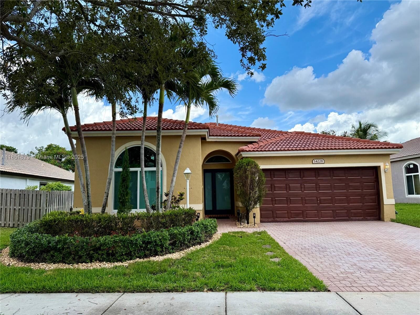 Property Photo:  14228 NW 19th St  FL 33028 