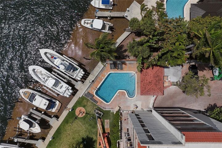 Property Photo: