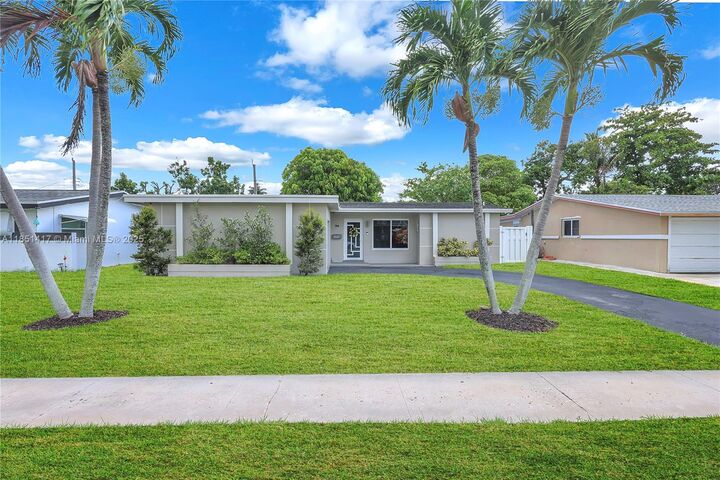 Property Photo:  6531 NW 24th Pl  FL 33313 