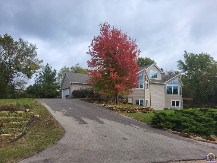 6330 Rock Creek Dr  Ozawkie KS 66070 photo
