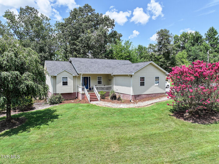 125 Redwood Drive  Elizabethton TN 37643 photo