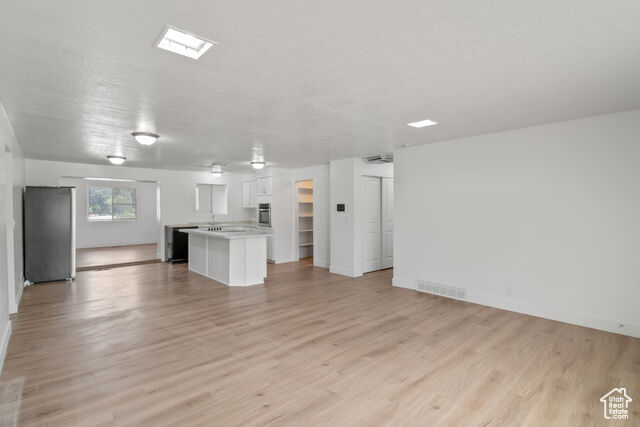 Property Photo: 1560 W 12730 S UT 84065