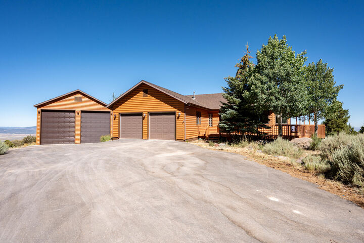 Property Photo: 791 E High Cedar Highlands Dr UT 84720
