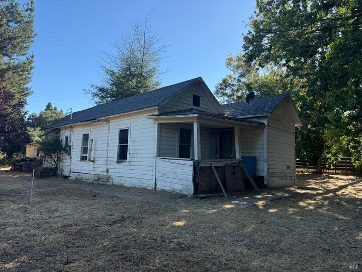 Property Photo: 601 Snow Road CA 95472