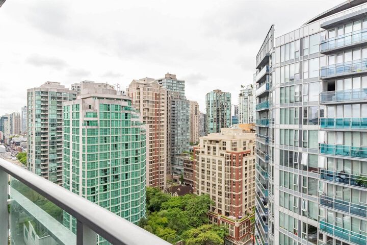 Property Photo: 233 Robson Street 2201 BC V6B 0E8